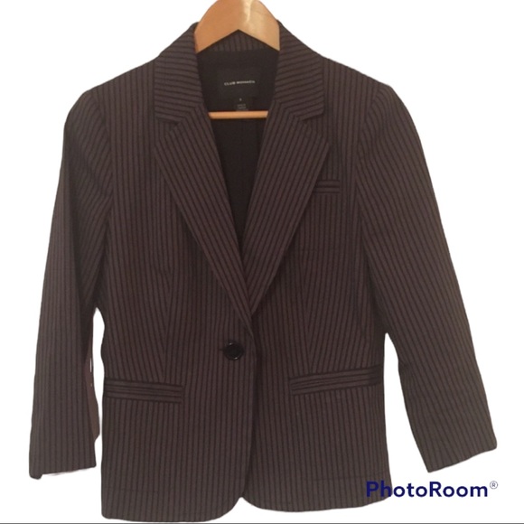 Club Monaco Jackets & Blazers - {CLUB MONACO} Striped Brown Navy Blazer Sz 6